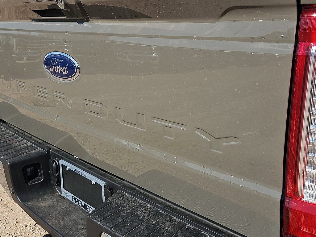 New 2026 Ford F250 Lariat w/ Tremor Off-Road Package AWD/4WD image 15