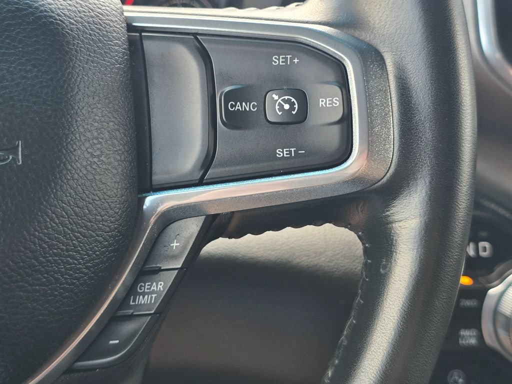 Used 2023 RAM 1500 Laramie AWD/4WD image 34