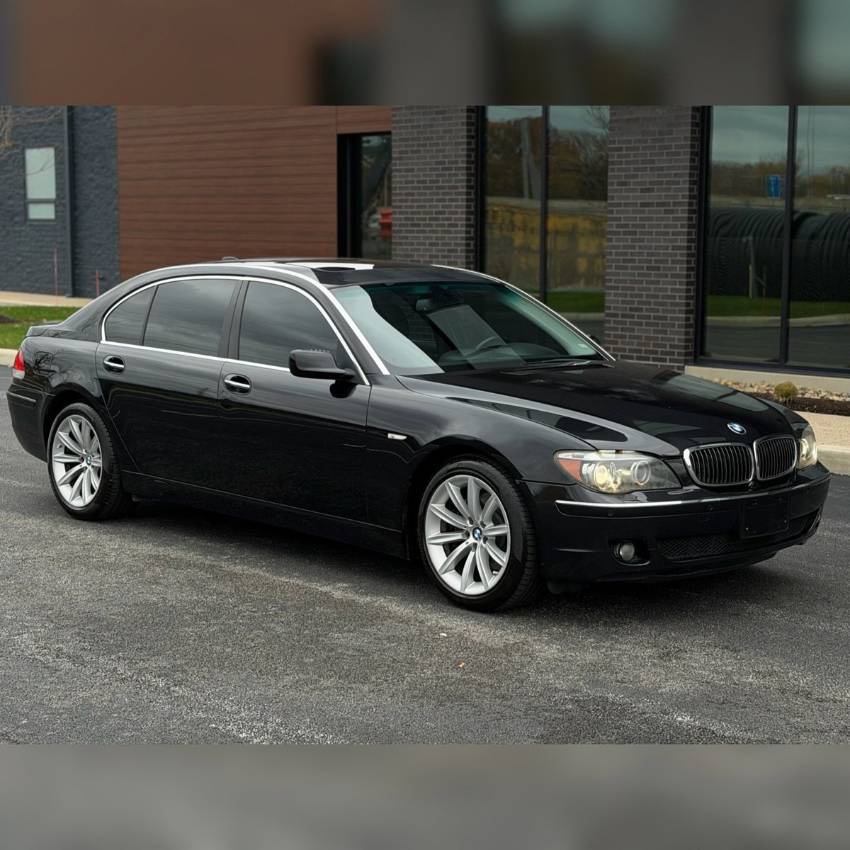 Used 2008 BMW 750Li image 1