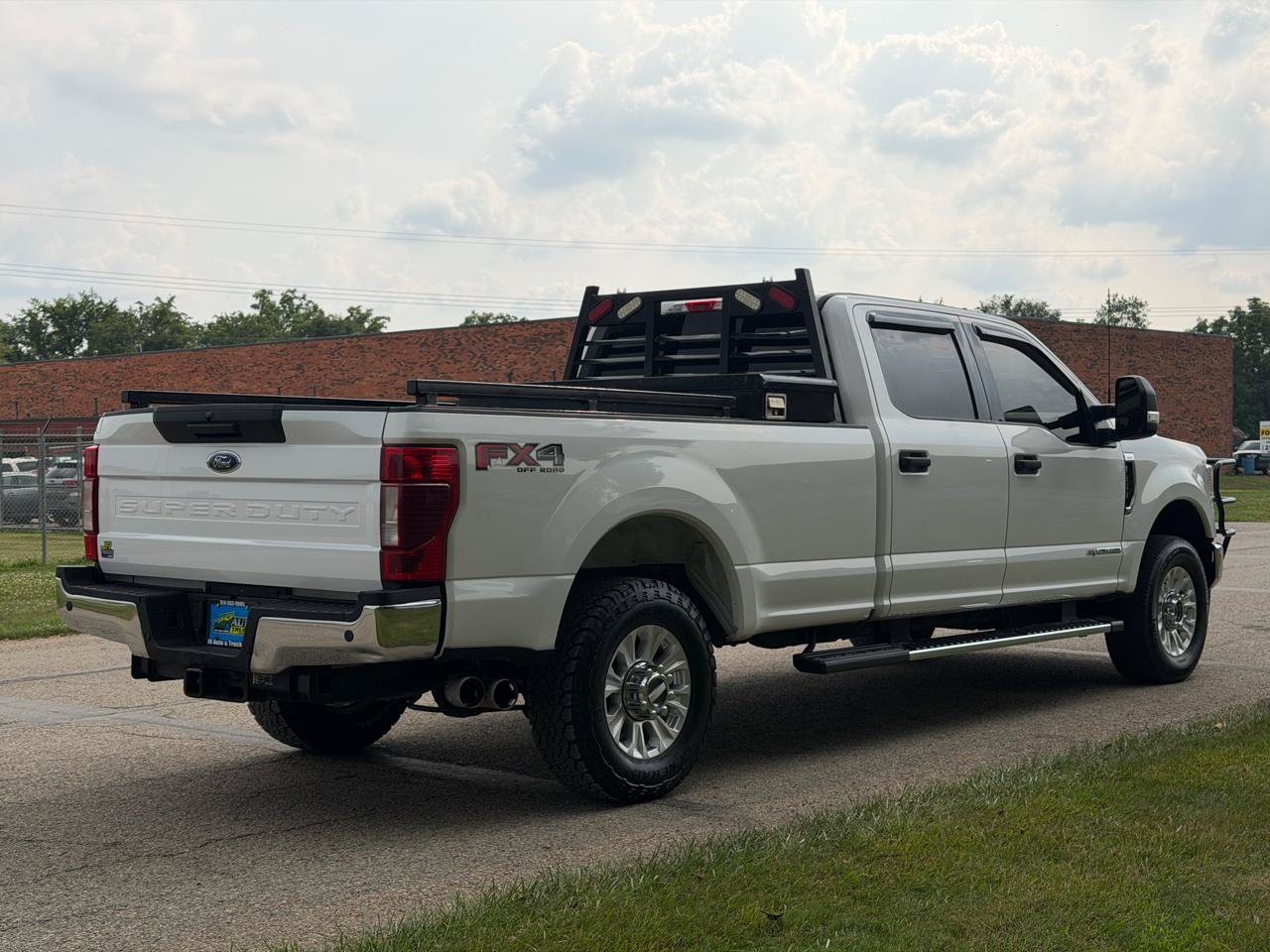 Used 2022 Ford F350 XLT w/ XLT Value Package AWD/4WD image 6