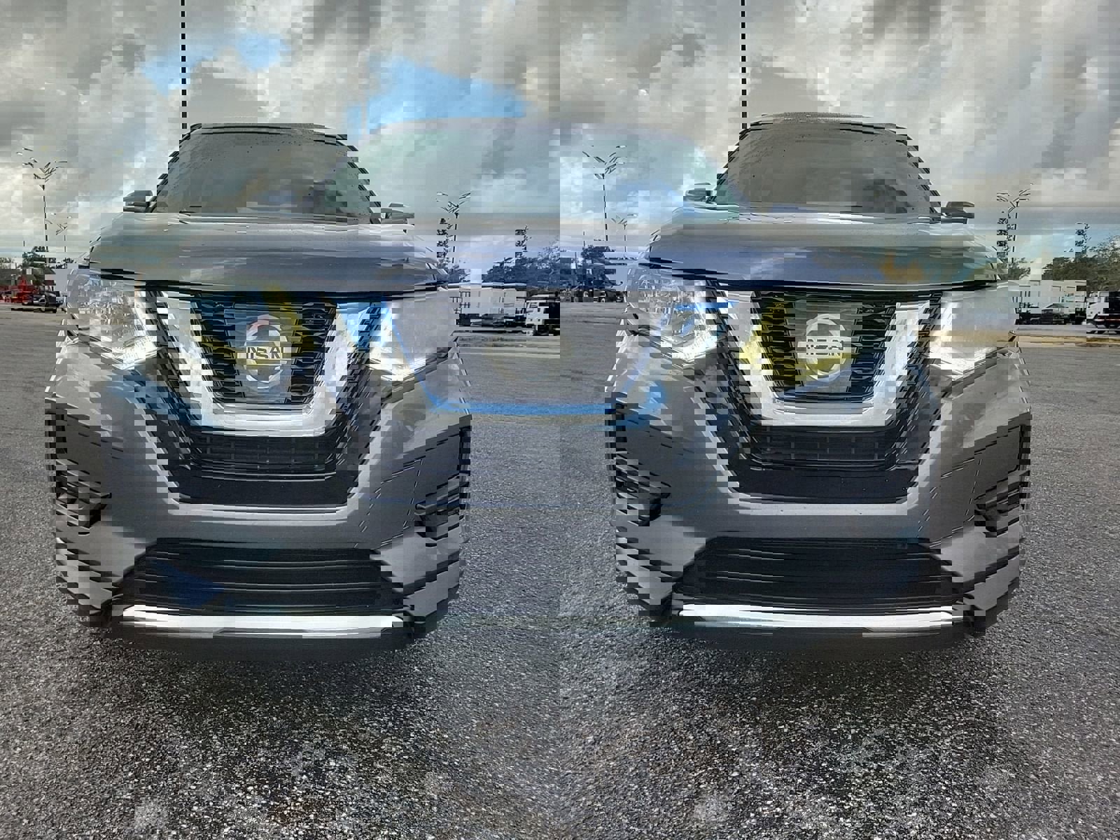 Used 2017 Nissan Rogue S image 7