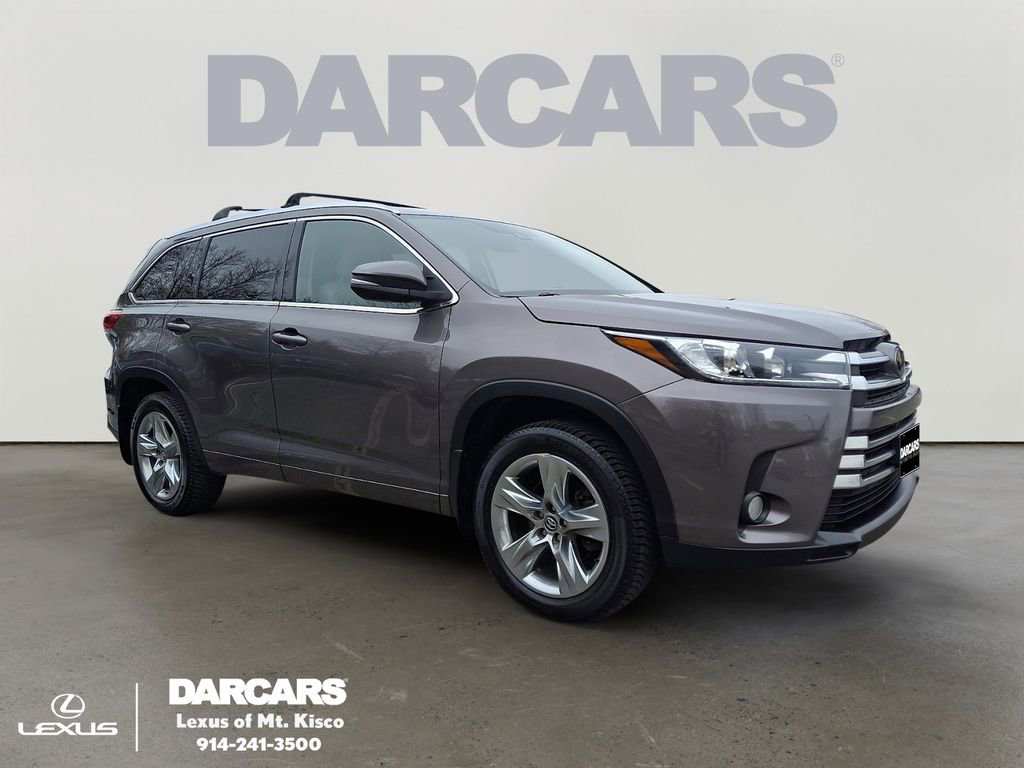 Used 2017 Toyota Highlander Limited image 1