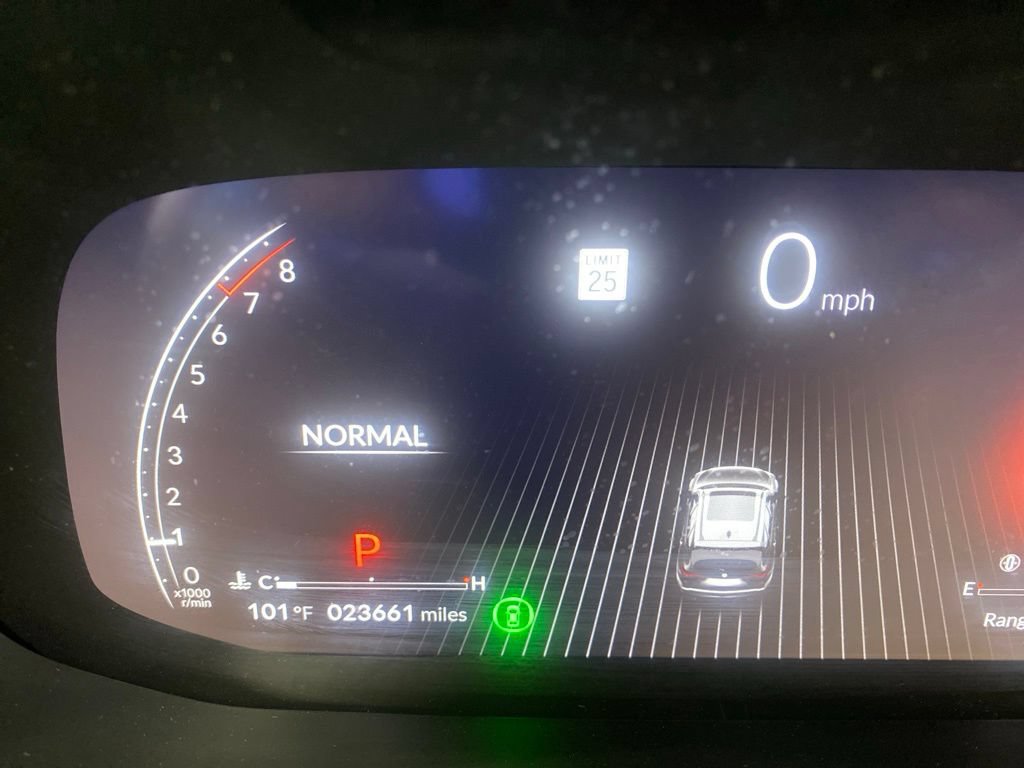Used 2023 Acura MDX SH-AWD w/ Advance Package image 5