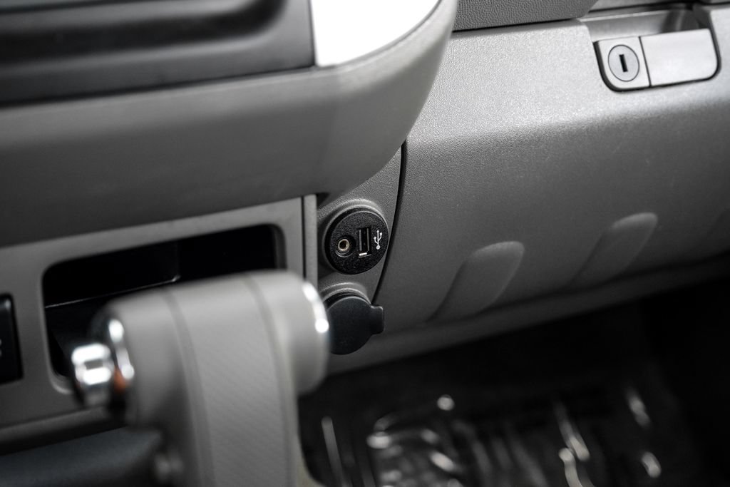 Used 2018 Nissan Frontier SV RWD image 24