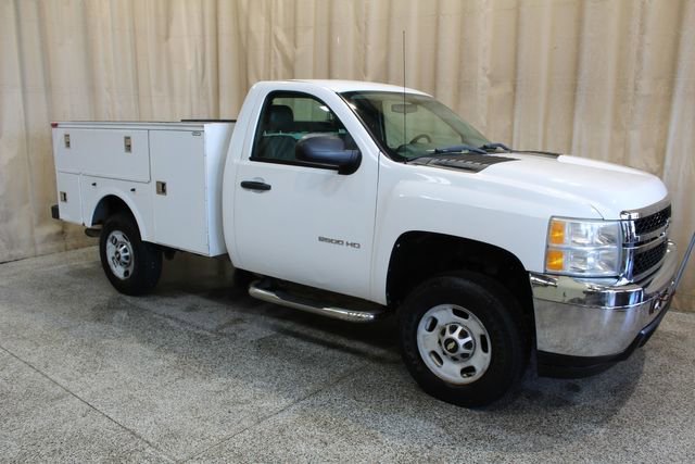 Used 2011 Chevrolet Silverado 2500 W/T RWD image 2