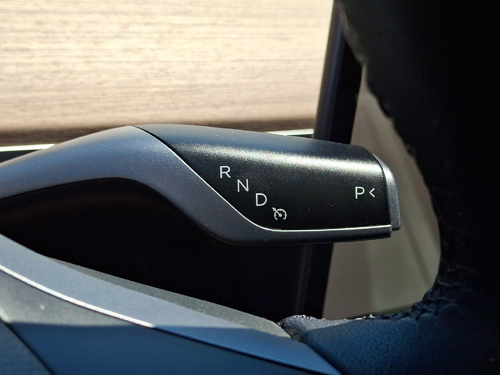 Used 2022 Tesla Model Y Performance AWD/4WD image 21
