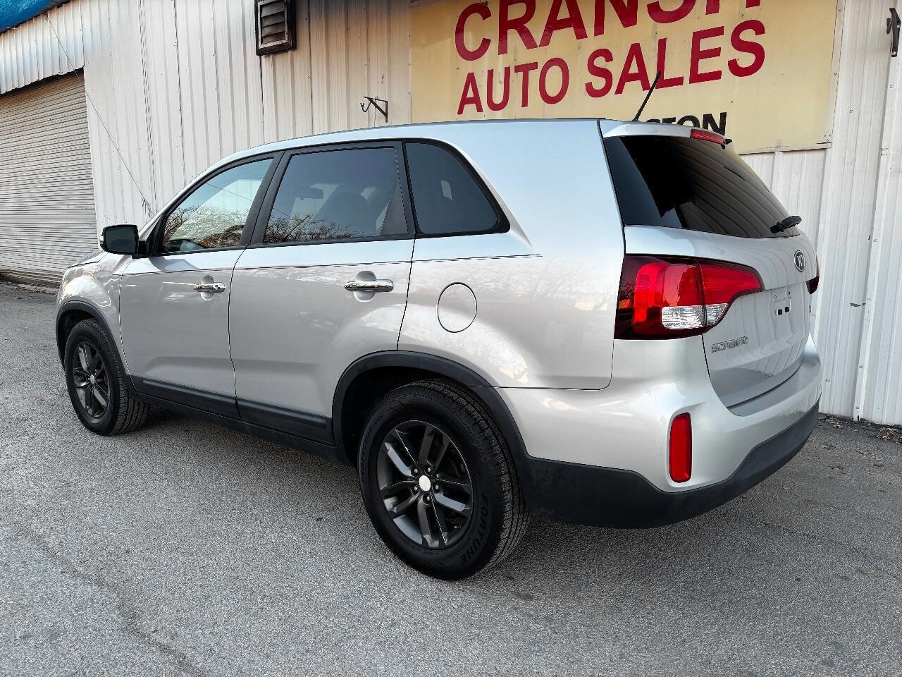 Used 2015 Kia Sorento LX image 8