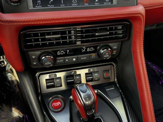 Used 2024 Nissan GT-R w/ Floor Mat Package AWD/4WD image 35