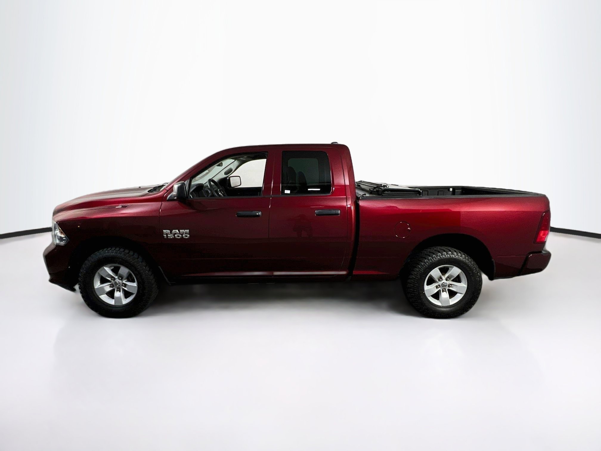 Used 2018 RAM 1500 Express AWD/4WD image 8