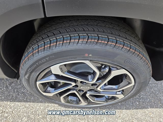 New 2026 Chevrolet Trax RS w/ Sunroof Package FWD image 9