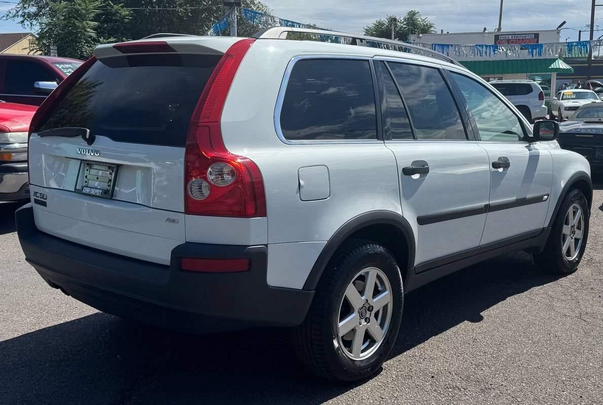 Used 2005 Volvo XC90 2.5T AWD/4WD image 3
