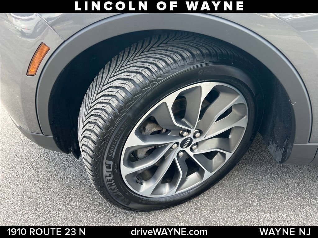Used 2023 Lincoln Nautilus Reserve AWD/4WD image 28
