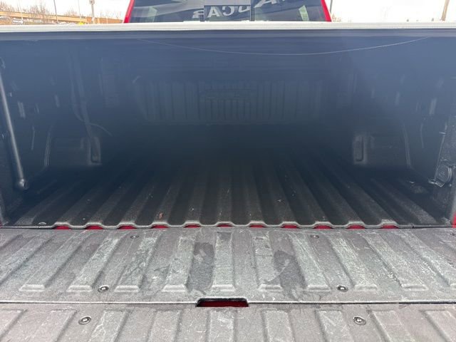 Used 2022 GMC Sierra 1500 AT4 w/ AT4 Premium Package image 6