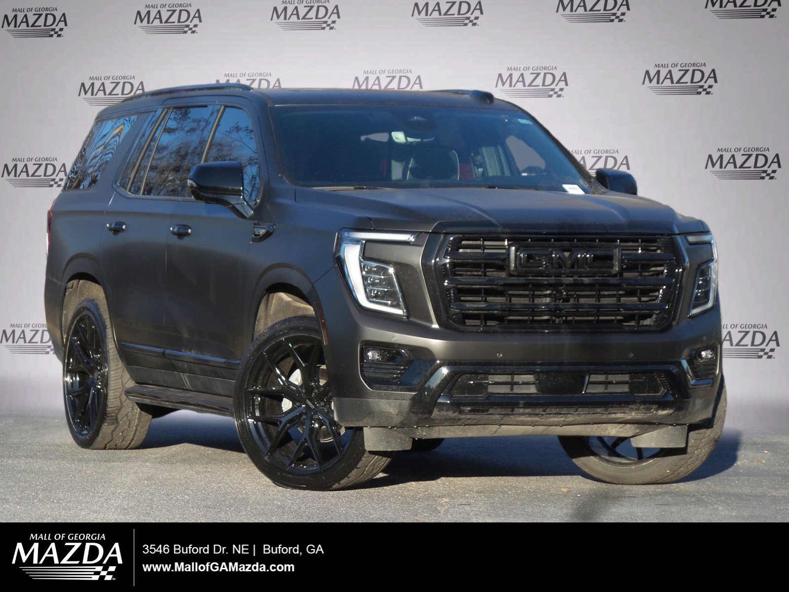 Used 2025 GMC Yukon Elevation image 1