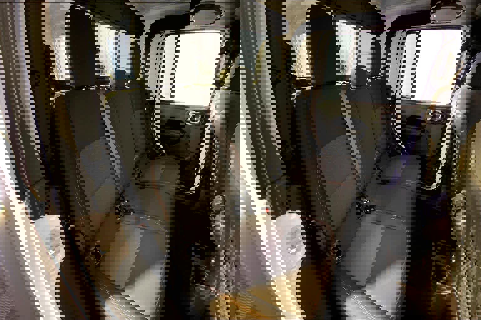 Used 2023 Jeep Gladiator Mojave w/ Cold Weather Group image 20