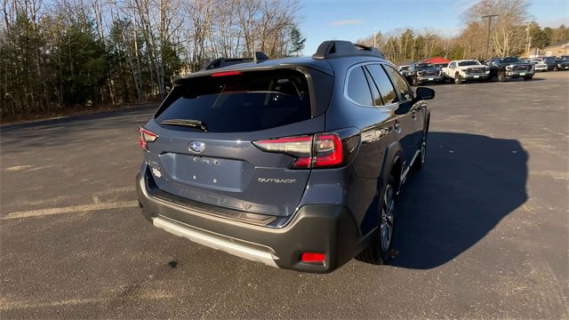 Used 2023 Subaru Outback Limited image 8