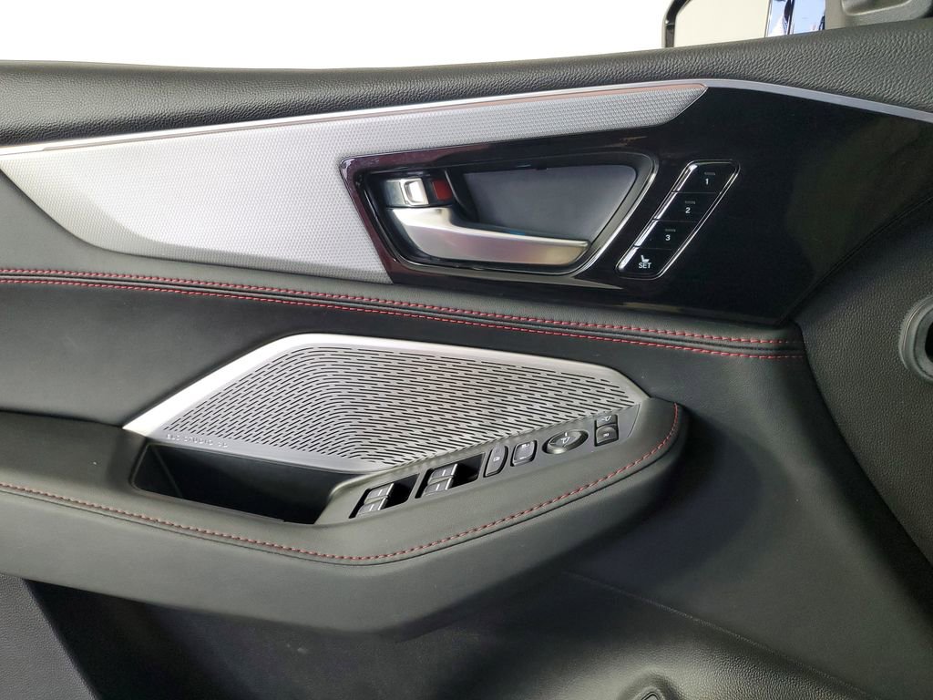 Used 2023 Acura MDX A-Spec image 30