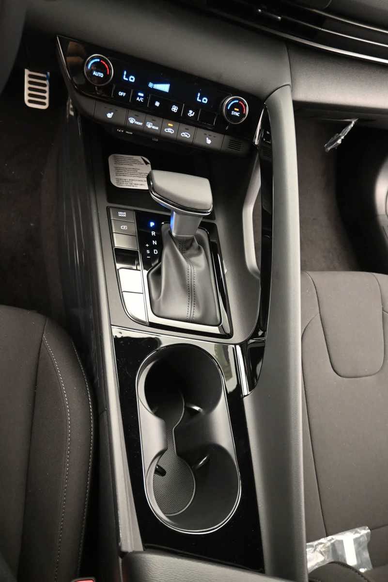 New 2026 Hyundai Elantra SEL Sport FWD image 20