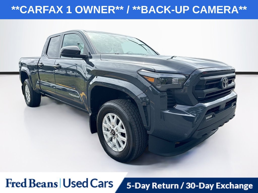 Used 2024 Toyota Tacoma SR5 AWD/4WD image 1