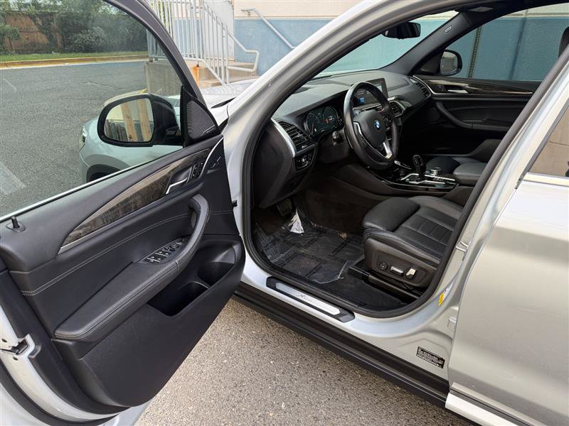 Used 2019 BMW X3 sDrive30i w/ Executive Package RWD image 24