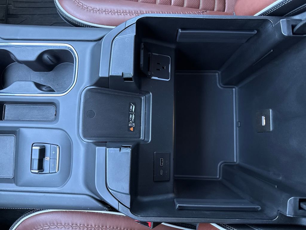 Used 2024 GMC Sierra 3500 Denali Ultimate image 48