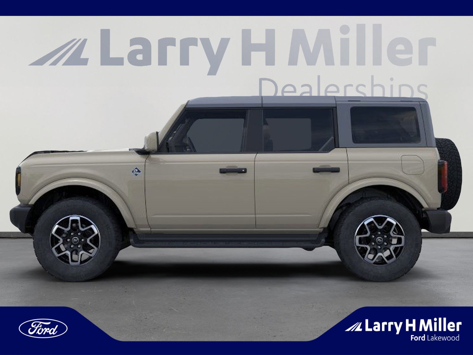 New 2026 Ford Bronco Outer Banks image 3