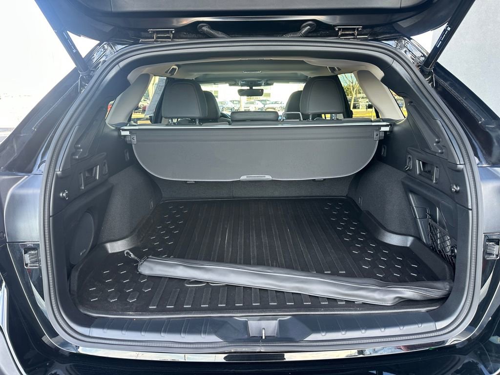 Used 2025 Subaru Outback Onyx Edition image 28