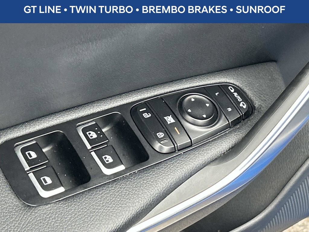 Used 2022 Kia Stinger GT1 image 18