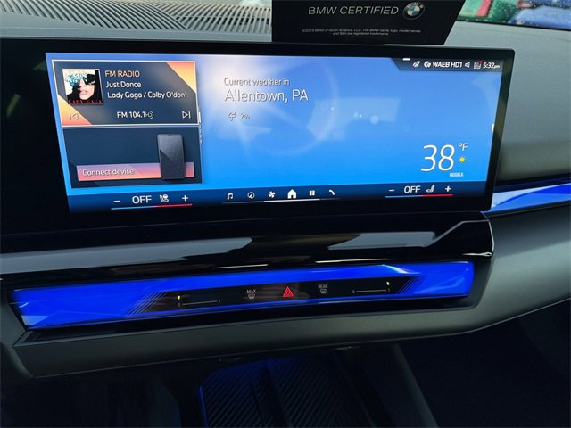 Certified 2025 BMW i5 xDrive40 w/ M Sport Package image 36