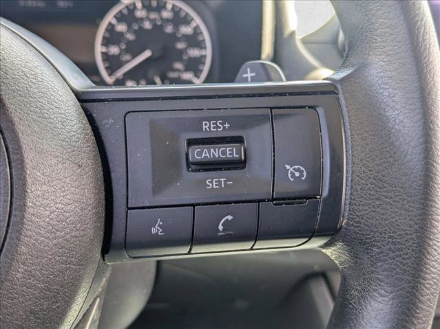 Used 2022 Nissan Rogue S image 14