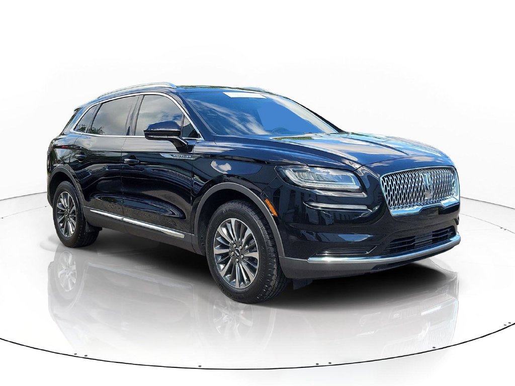 Certified 2022 Lincoln Nautilus FWD w/ Premium Package image 2