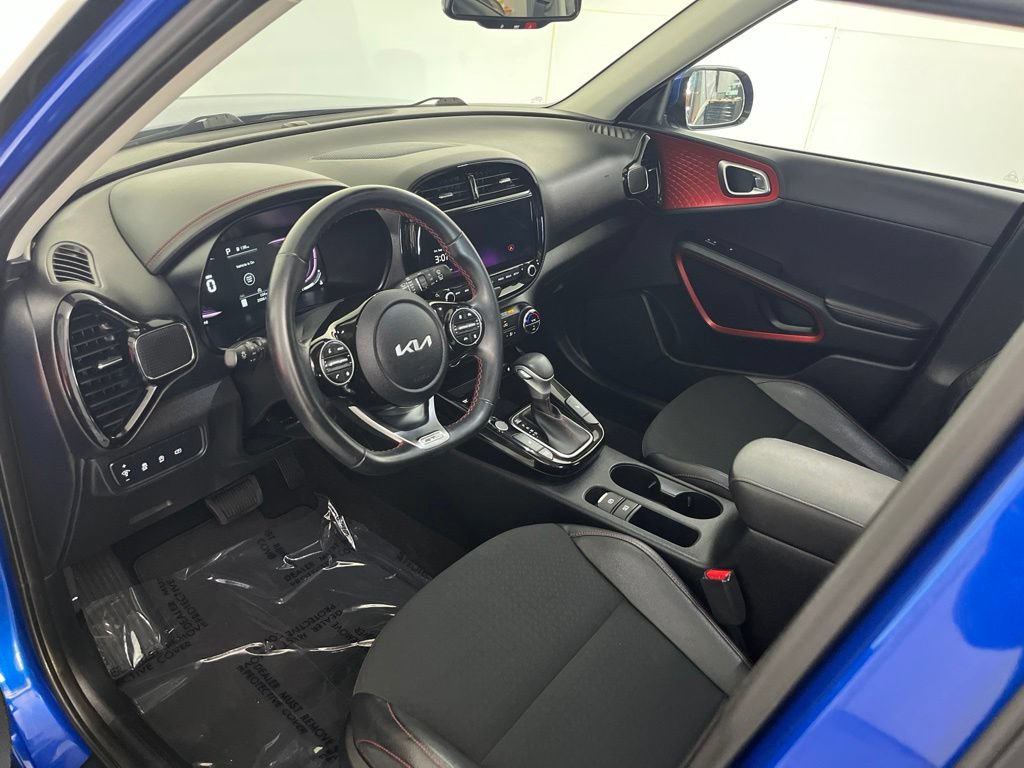 Used 2023 Kia Soul GT-Line w/ GT-Line Technology Package FWD image 26