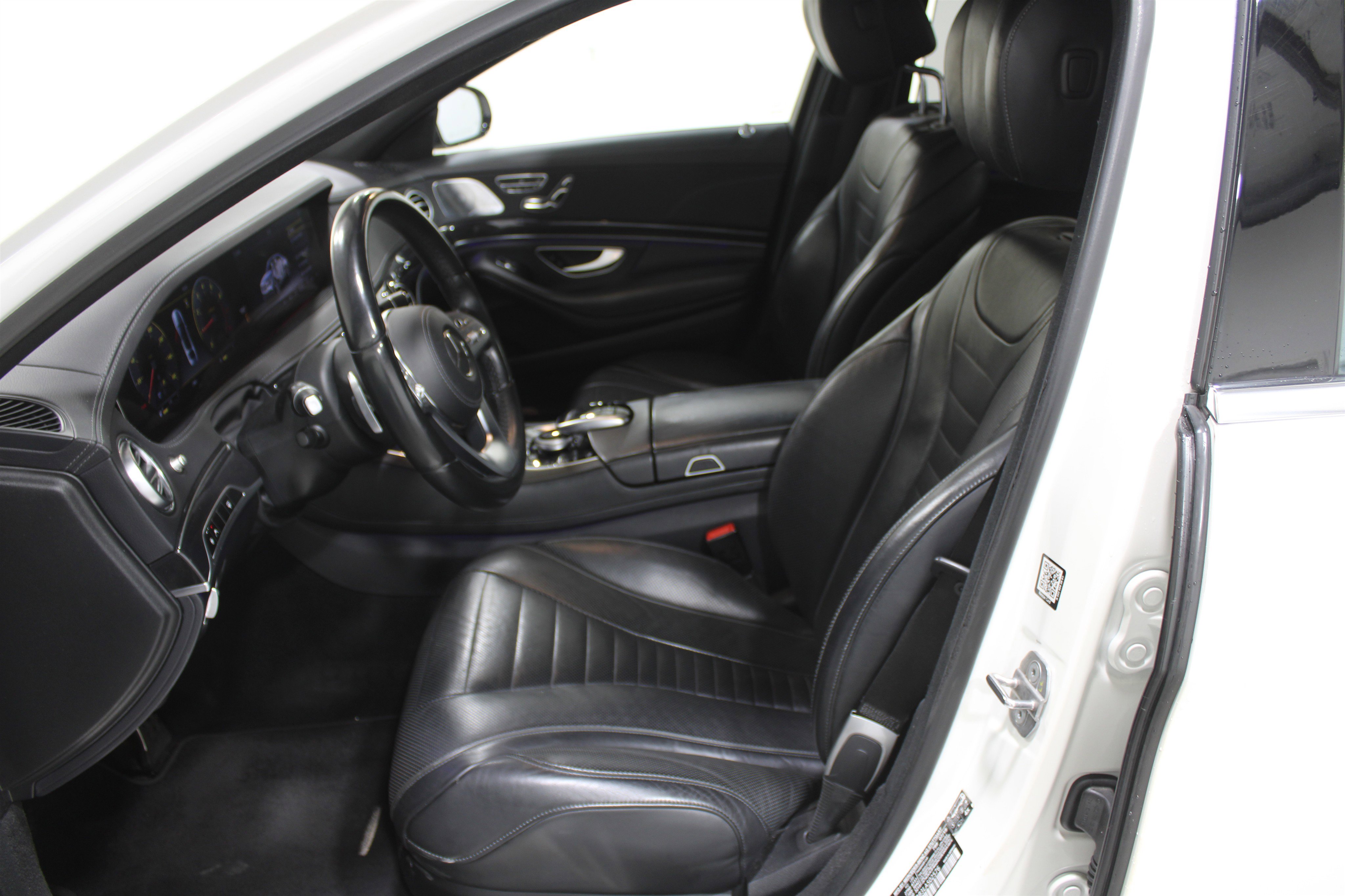 Used 2020 Mercedes-Benz S 560 S 560 image 3