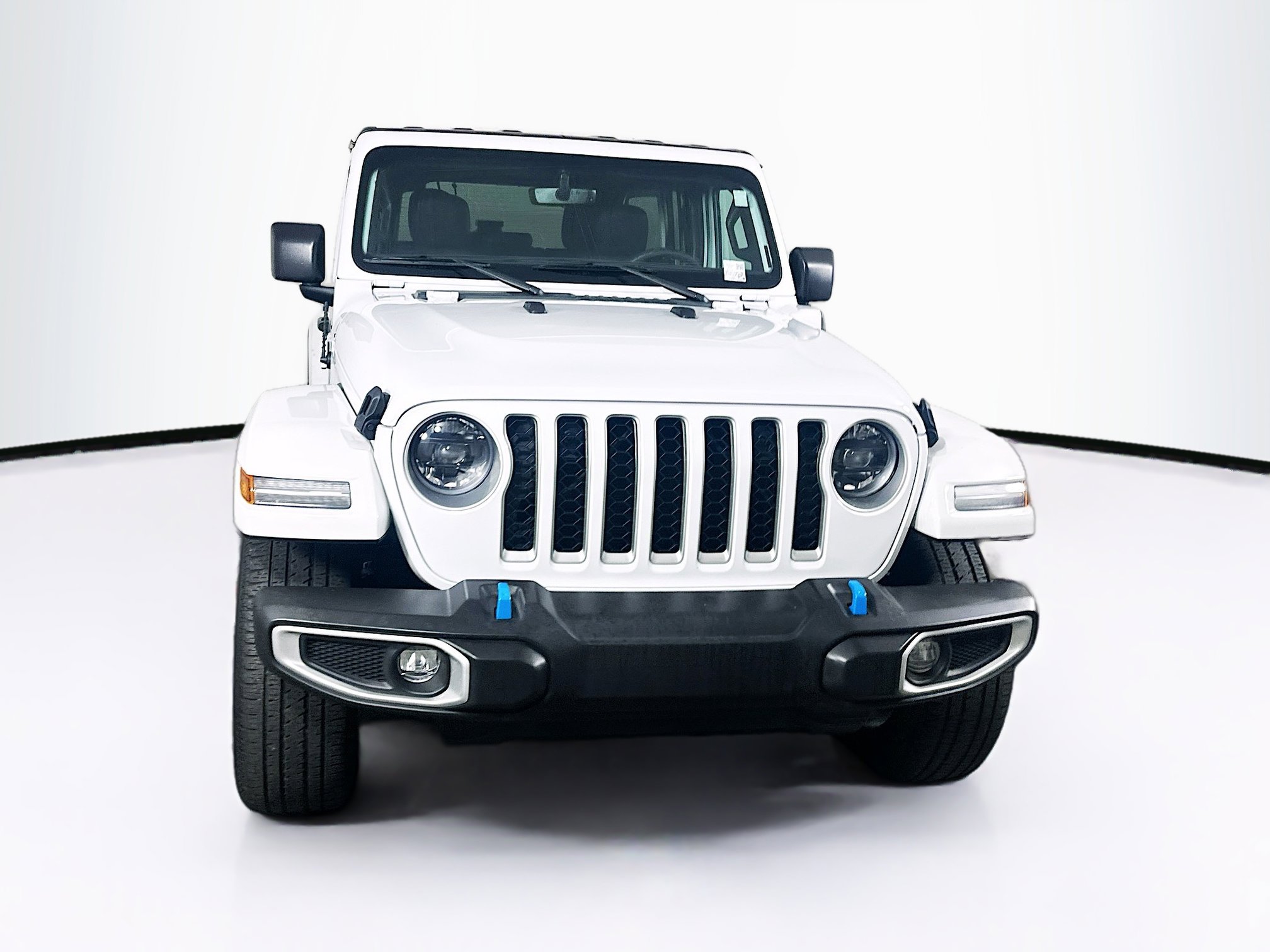 Used 2023 Jeep Wrangler Sahara image 2