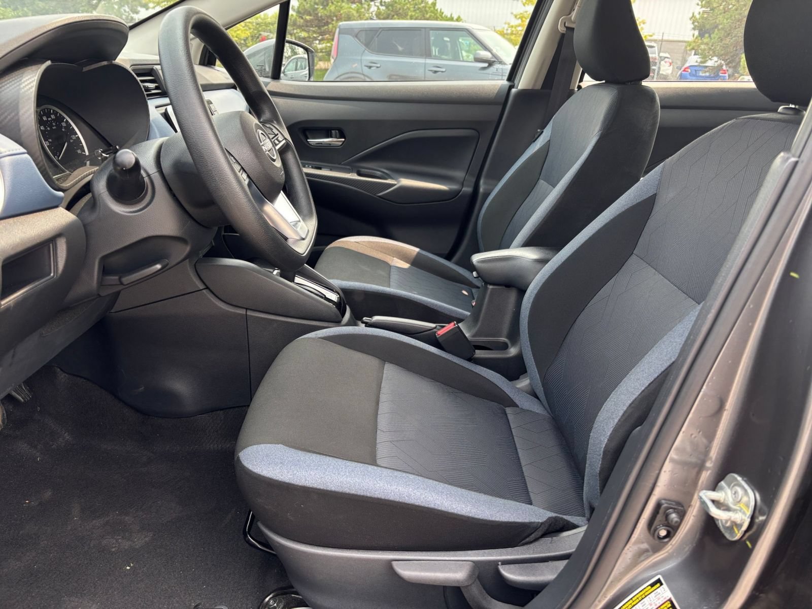 Used 2025 Nissan Versa SV FWD image 24