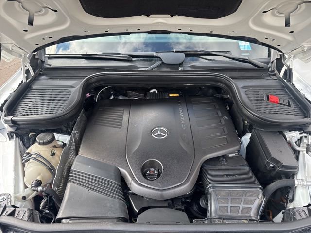 Used 2024 Mercedes-Benz GLE 450 4MATIC image 38