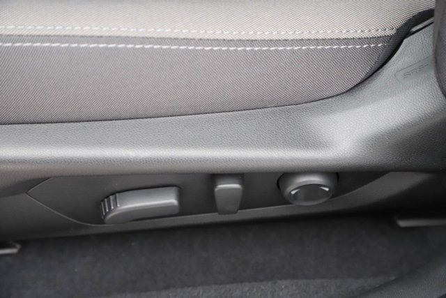 Certified 2025 Subaru Crosstrek 2.0i Premium image 12