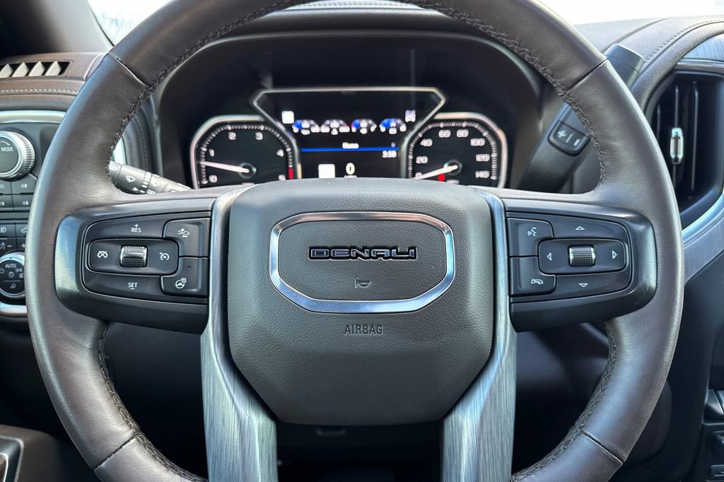 Used 2020 GMC Sierra 2500 Denali w/ Denali Ultimate Package AWD/4WD image 23