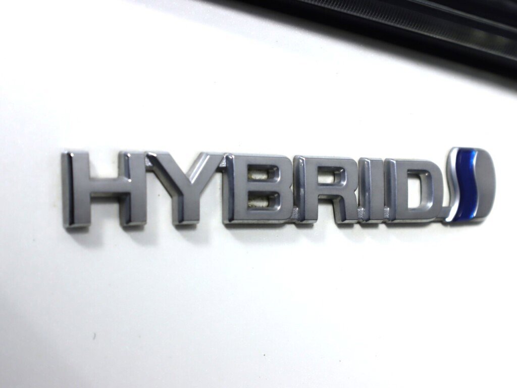 Used 2021 Toyota Highlander LE image 38