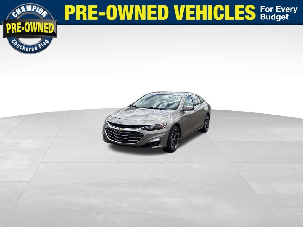 Used 2022 Chevrolet Malibu LT FWD image 1