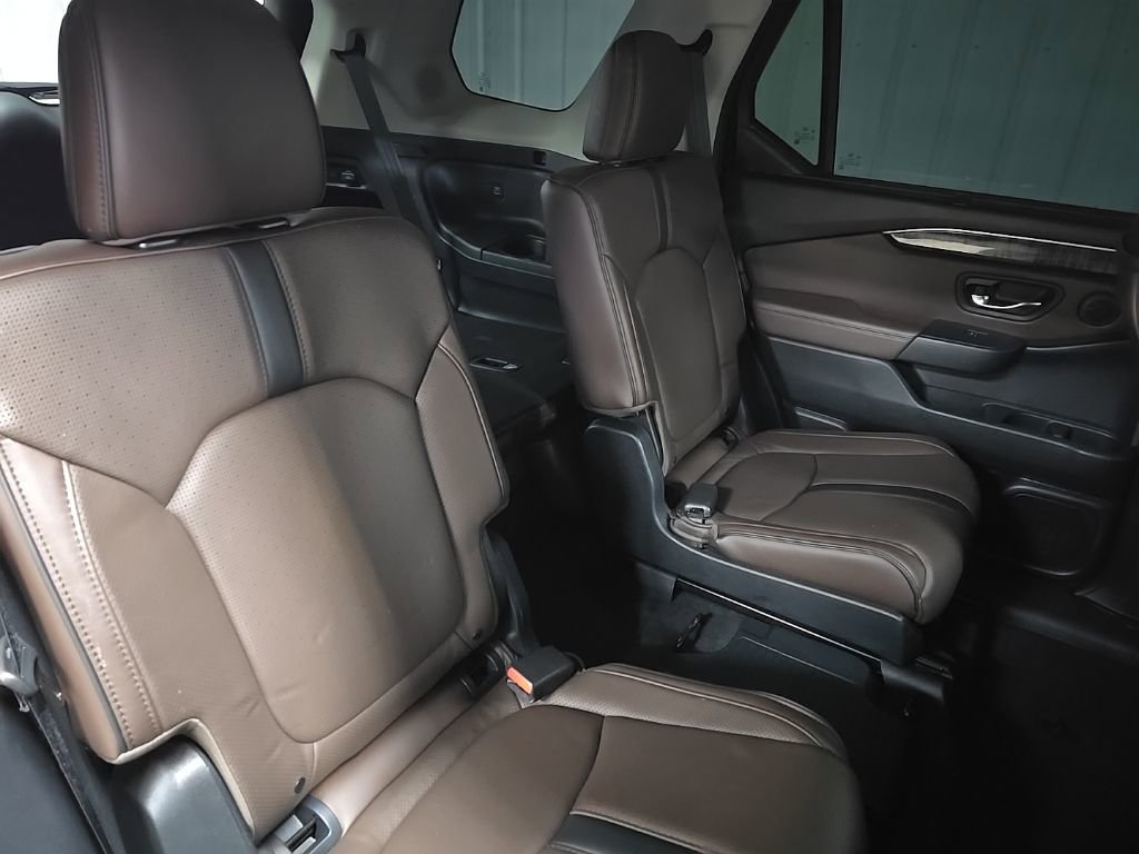 Used 2023 Honda Pilot Elite image 17