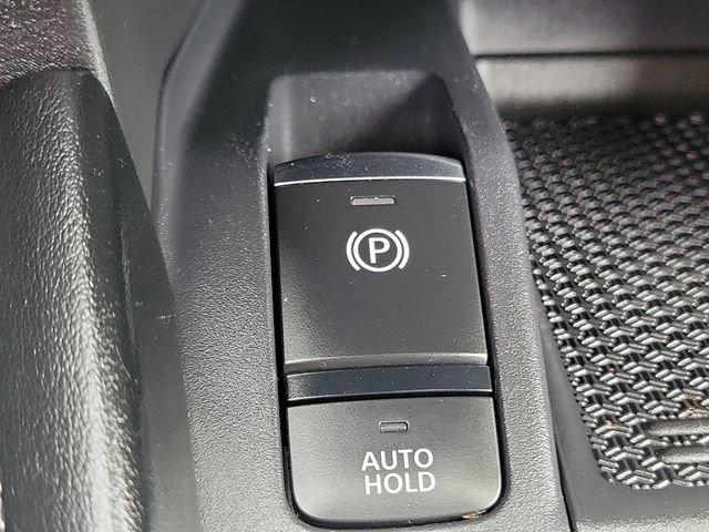 Used 2023 Nissan Kicks SV image 16