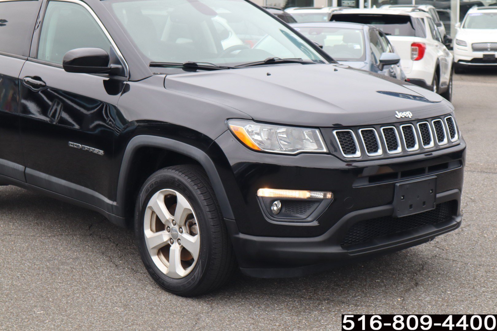 Used 2018 Jeep Compass Latitude w/ Popular Equipment Group AWD/4WD image 2