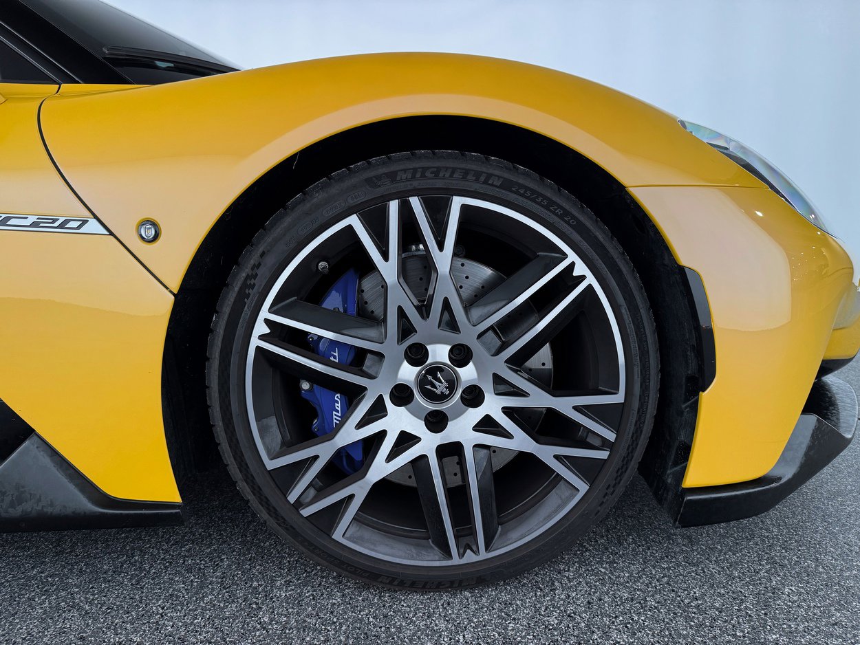 Used 2023 Maserati MC20 Spyder image 36