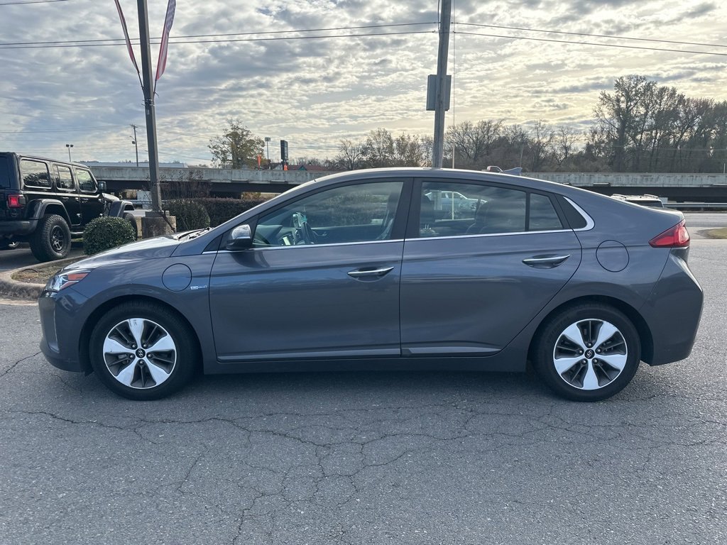 Used 2019 Hyundai Ioniq Limited image 10