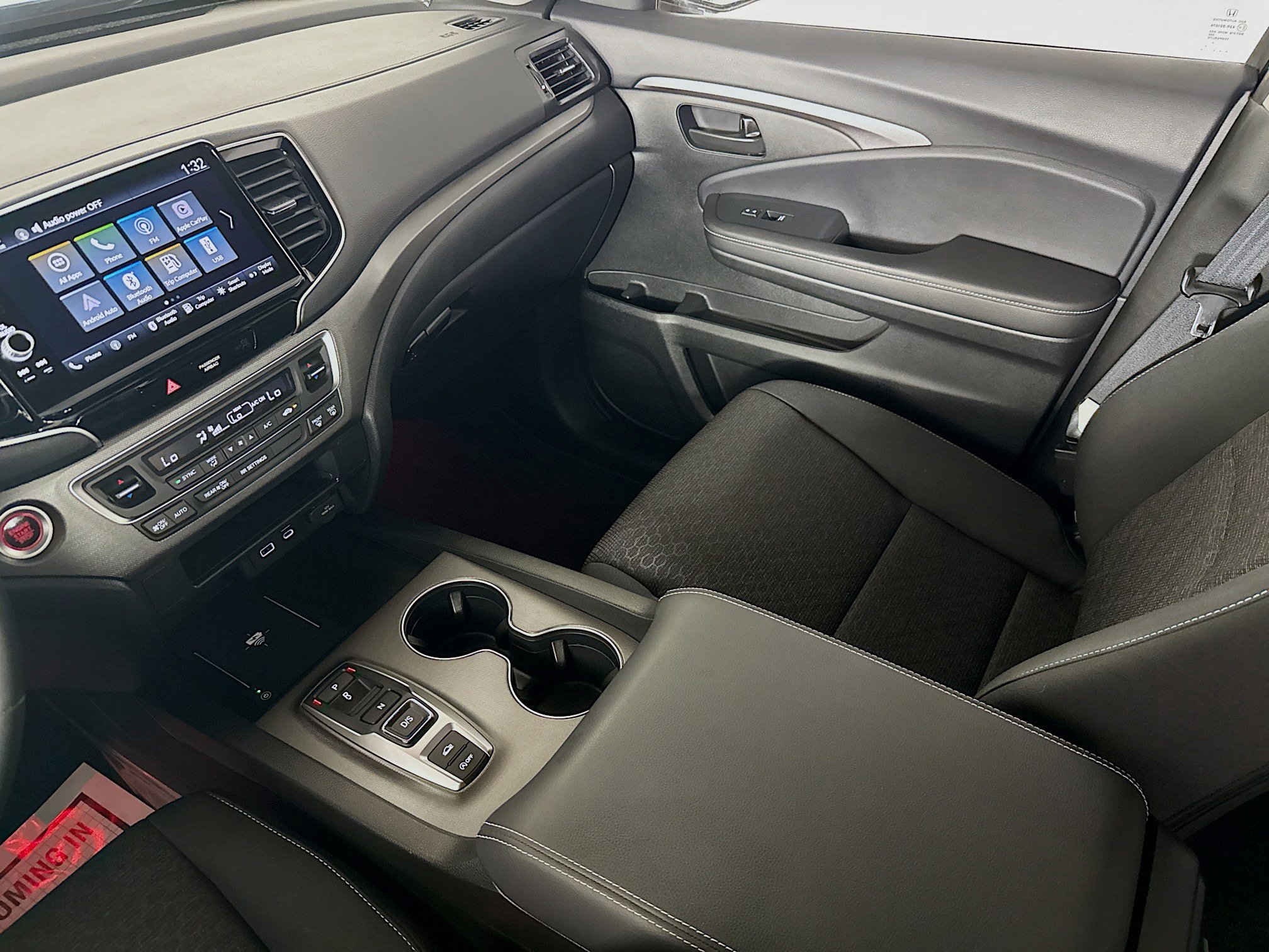 Used 2025 Honda Ridgeline Sport image 26