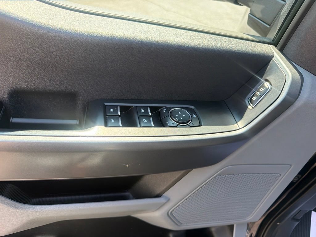 Used 2025 Ford F250 XLT AWD/4WD image 26