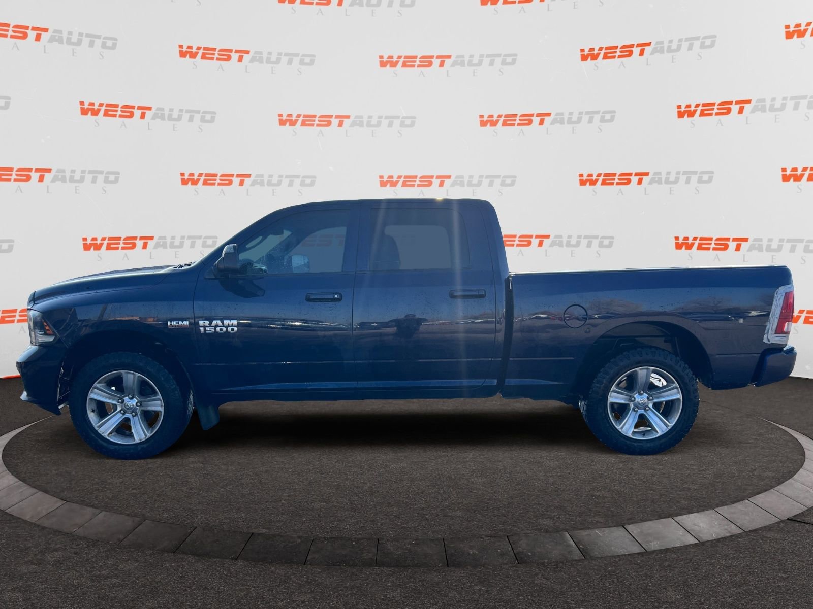 Used 2015 RAM 1500 Sport image 2