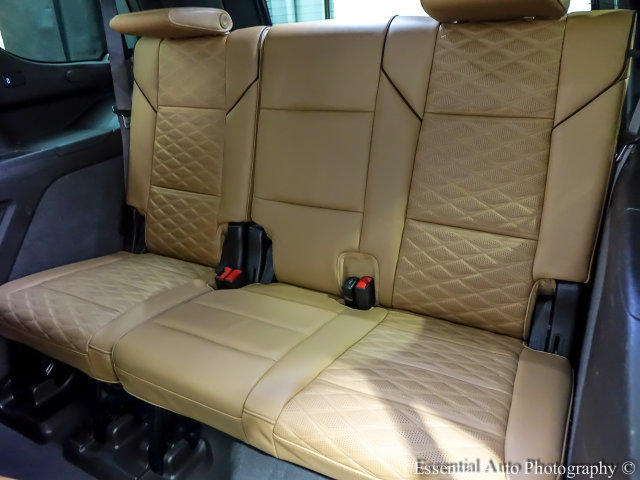 Certified 2022 Cadillac Escalade Premium Luxury w/ Performance Package AWD/4WD image 13