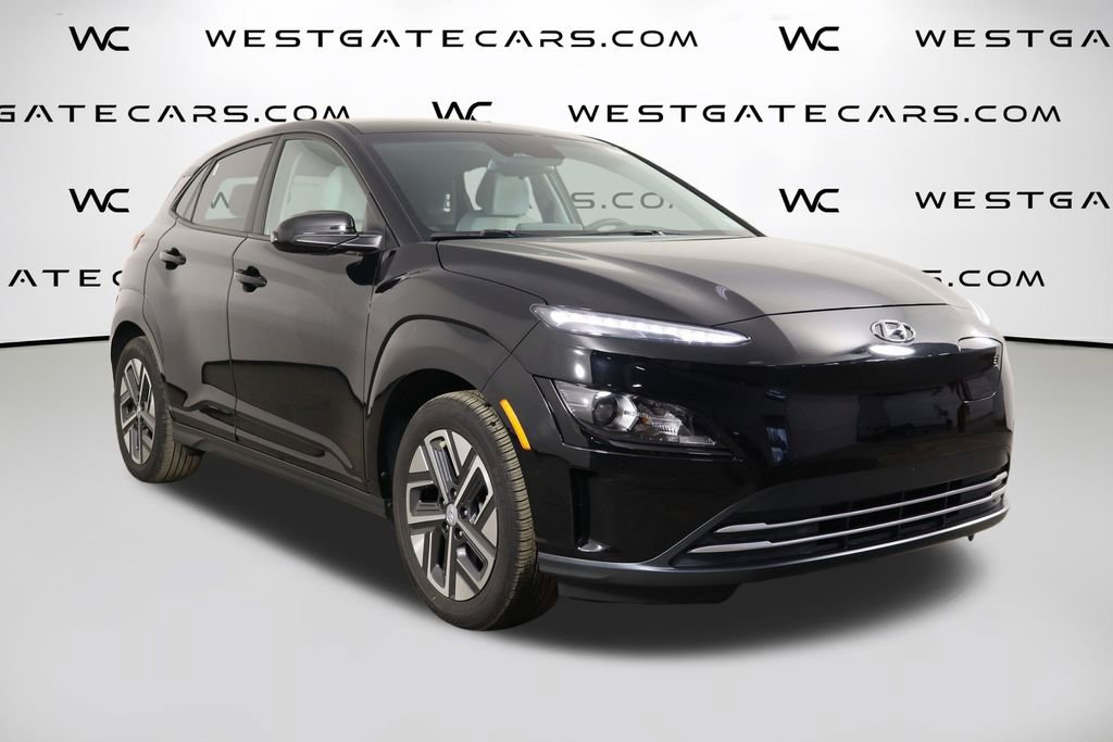Used 2023 Hyundai Kona SE w/ Cargo Package image 38